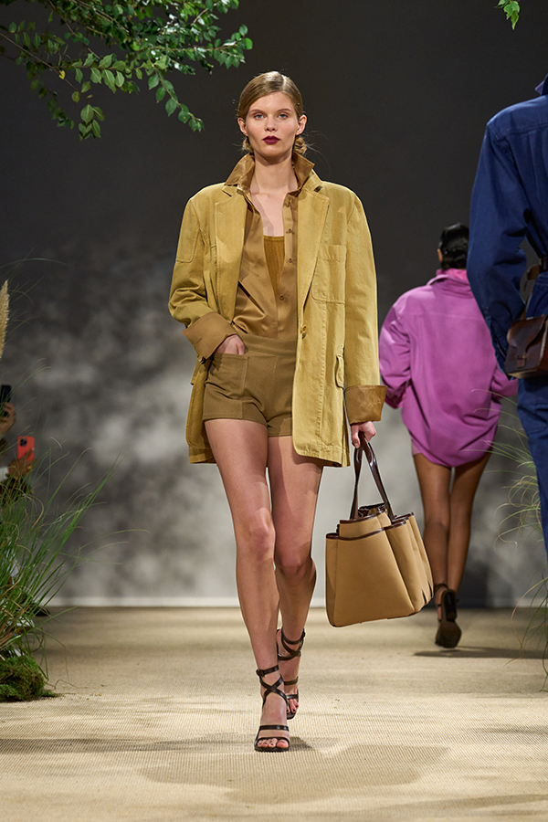 Spring Summer 2024 Fashion Show An Army Of Women Max Mara